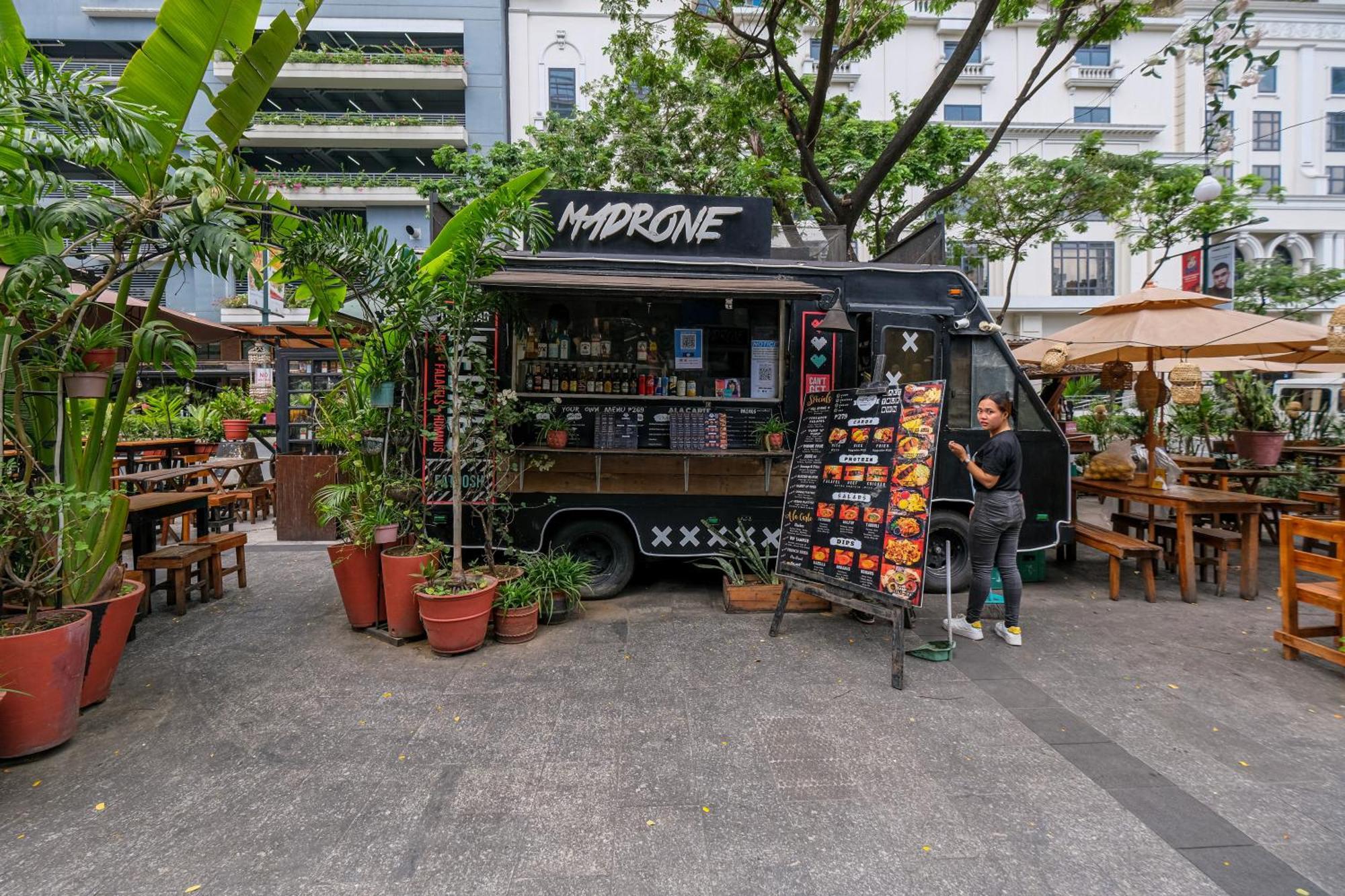 Cityscape View 2Br In Uptown Bgc W 200Mbps Wifi ตากิก ภายนอก รูปภาพ
